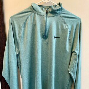 Nike Dry-Fit Long Sleeve Shirt
